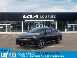 New 2025 Kia K4 LXS image 1