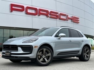 Certified 2023 Porsche Macan Turbo image 1