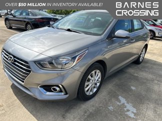 Used 2022 Hyundai Accent SEL image 1