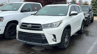 Used 2018 Toyota Highlander SE image 1