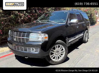 Used 2013 Lincoln Navigator 2WD image 1