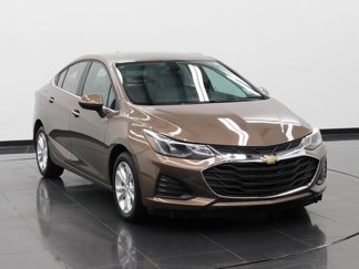 Used 2019 Chevrolet Cruze LT w/ Convenience Package image 1