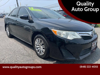 Used 2012 Toyota Camry LE image 1
