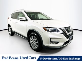 Used 2018 Nissan Rogue SV w/ Premium Package image 1