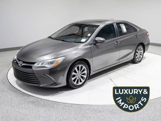 Used 2015 Toyota Camry XSE image 1