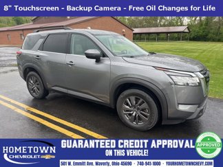 Used 2022 Nissan Pathfinder SV image 1