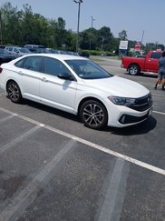 Used 2023 Volkswagen Jetta Sport image 1