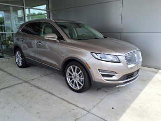 Used 2019 Lincoln MKC Reserve w/ MKC Technology Package image 1