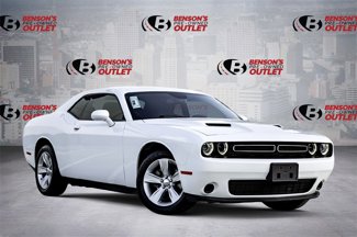 Used 2023 Dodge Challenger SXT image 1