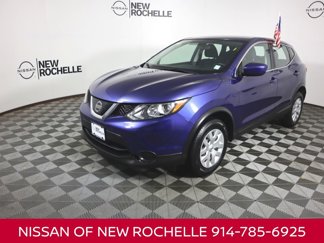 Certified 2019 Nissan Rogue Sport S image 1
