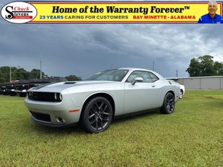 Used 2020 Dodge Challenger SXT w/ Blacktop Package image 1