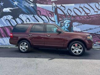 Used 2010 Ford Expedition Limited image 1