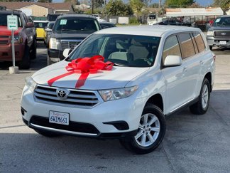 Used 2012 Toyota Highlander FWD image 1