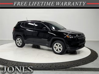 Used 2024 Jeep Compass Sport image 1