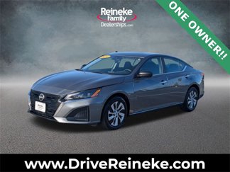 Used 2024 Nissan Altima 2.5 S image 1