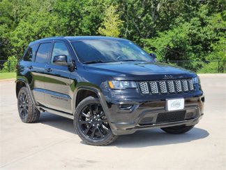 Used 2022 Jeep Grand Cherokee Laredo X image 1