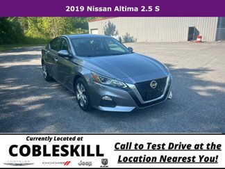 Used 2019 Nissan Altima 2.5 S image 1