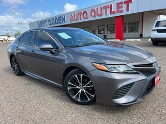 Used 2018 Toyota Camry L image 1