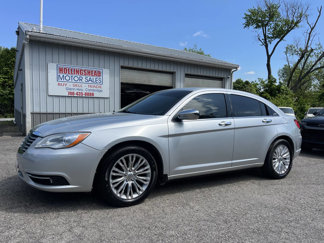 Used 2012 Chrysler 200 Limited image 1