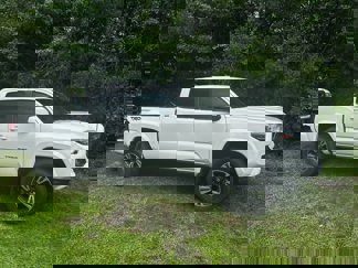 Used 2019 Toyota Tacoma TRD Sport image 1