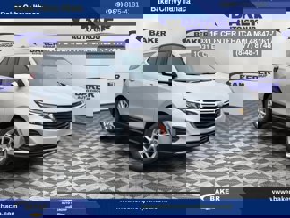 Used 2022 Chevrolet Equinox LT image 1