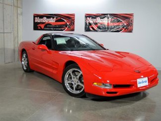 Used 2004 Chevrolet Corvette Coupe w/ Preferred Equipment Group image 1