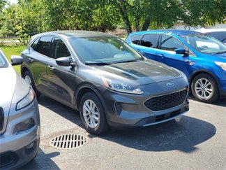 Used 2020 Ford Escape SE image 1