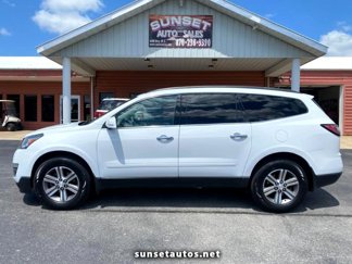 Used 2017 Chevrolet Traverse LT image 1