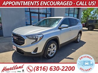 Used 2018 GMC Terrain SLE w/ Driver Convenience Package image 1