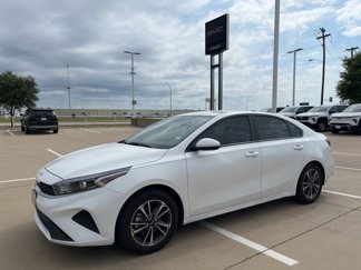Used 2023 Kia Forte LXS image 1