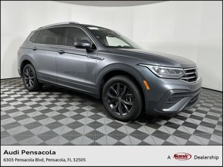 Used 2023 Volkswagen Tiguan SE image 1