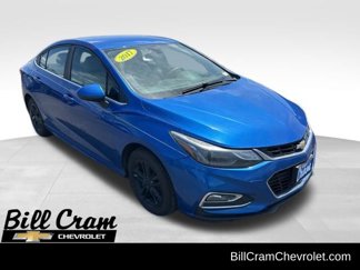 Used 2017 Chevrolet Cruze LT w/ Convenience Package image 1