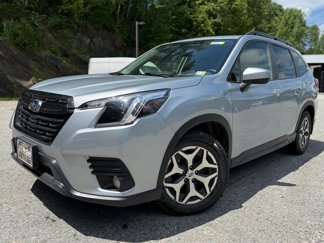 Used 2022 Subaru Forester Premium image 1