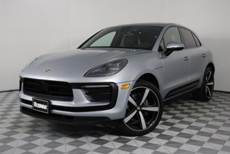 Certified 2025 Porsche Macan image 1