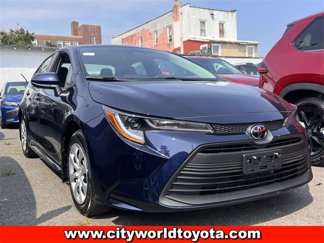 Used 2025 Toyota Corolla LE image 1