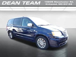 Used 2014 Chrysler Town & Country Touring-L image 1