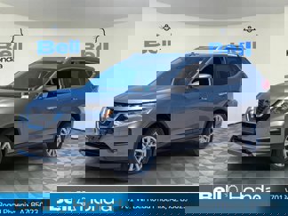 Used 2019 Nissan Rogue SV image 1