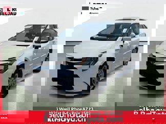 Used 2021 Toyota Corolla LE image 1