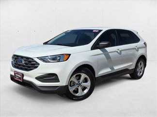 Used 2020 Ford Edge SE image 1