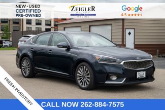 Used 2017 Kia Cadenza Premium w/ Luxury Package image 1