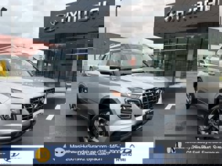 Certified 2023 Hyundai Venue SEL image 1