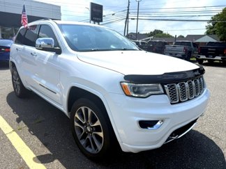 Used 2018 Jeep Grand Cherokee Overland image 1