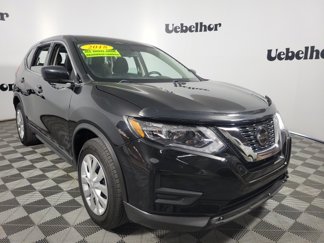Used 2018 Nissan Rogue S image 1