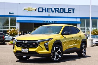 Used 2024 Chevrolet Trax RS w/ Driver Confidence Package image 1