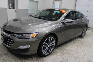 Used 2020 Chevrolet Malibu Premier image 1