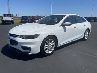 Used 2017 Chevrolet Malibu LT image 1