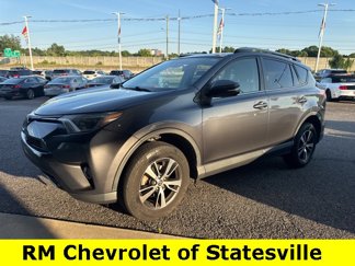 Used 2017 Toyota RAV4 XLE image 1