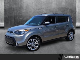 Used 2016 Kia Soul + image 1