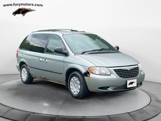 Used 2004 Chrysler Town & Country w/ Popular Equipment Group image 1