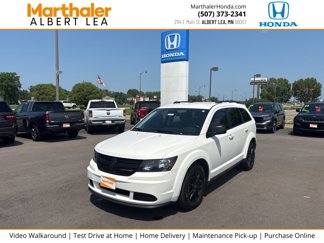 Used 2020 Dodge Journey SE w/ SE Popular Equipment Group image 1